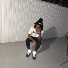 Seemy Sosa을(를) 듣고, 뮤직 비디오를 보고, 약력을 읽고, 투어 일정 등을 확인하세요!