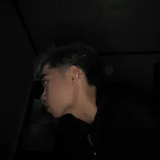 聆聽 Jamez、觀看音樂影片、閱讀小傳、查看巡演日期等！