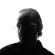 Contract: песни, клипы, биография, даты выступлений и многое другое.