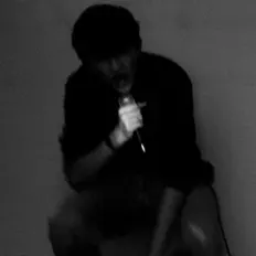 Dengarkan FALSSE ALARM, tonton video musik, baca bio, lihat tanggal tur & lainnya!