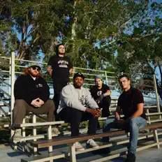 SHIIVA सुनें, म्यूज़िक वीडियो देखें, बायो पढ़ें, दौरे की तारीखें और बहुत कुछ देखें!