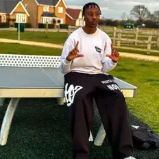 Écoutez Regi$, regardez des vidéoclips, lisez la biographie, consultez les dates de tournée et plus encore !