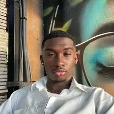 Escucha a Young LM, mira videos musicales, lee su biografía, consulta las fechas de las gira y más.