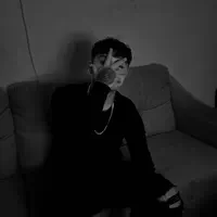 Dengarkan undefined, tonton video musik, baca bio, lihat tanggal tur & lainnya!