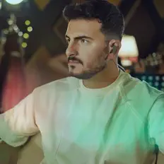 Rıdvan Emre Özdemir dinle, müzik videolarını izle, biyografisini oku, tur tarihlerini ve daha fazlasını gör!