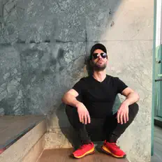 Bad Bad Joel dinle, müzik videolarını izle, biyografisini oku, tur tarihlerini ve daha fazlasını gör!