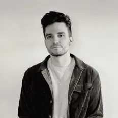 收听 Richie Greene、观看音乐视频、阅读小传、查看巡演日期等 ！