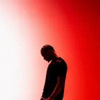 Ouça undefined, assista a videoclipes, leia a biografia, veja as datas das turnês e mais!