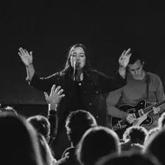 Veritas Worship dinle, müzik videolarını izle, biyografisini oku, tur tarihlerini ve daha fazlasını gör!