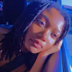 Écoutez Vineyè, regardez des vidéoclips, lisez la biographie, consultez les dates de tournée et plus encore !