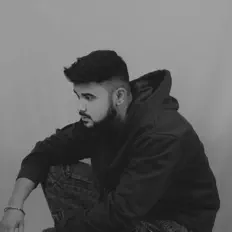 Bxlle Shera을(를) 듣고, 뮤직 비디오를 보고, 약력을 읽고, 투어 일정 등을 확인하세요!