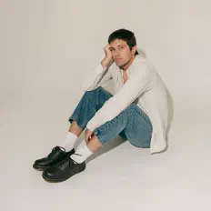 Escucha a Pacific, mira videos musicales, lee su biografía, consulta las fechas de las gira y más.