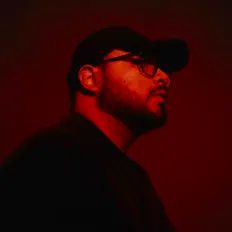 收听 Edd Blaze、观看音乐视频、阅读小传、查看巡演日期等 ！