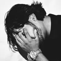 Poslechněte si interpreta undefined, sledujte hudební videa, přečtěte si životopis, podívejte se na data turné a další informace.