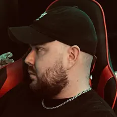 Hör dir Og Mango an, schau dir Musikvideos an, lies die Biografie, finde Tourdaten und mehr!