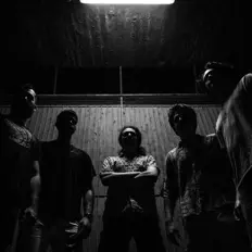 Escucha a Zyrion, mira videos musicales, lee su biografía, consulta las fechas de las gira y más.