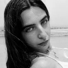 Celia Babini을(를) 듣고, 뮤직 비디오를 보고, 약력을 읽고, 투어 일정 등을 확인하세요!