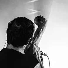 收听 Vintage Violence、观看音乐视频、阅读小传、查看巡演日期等 ！