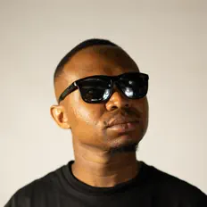收听 Master Simz、观看音乐视频、阅读小传、查看巡演日期等 ！