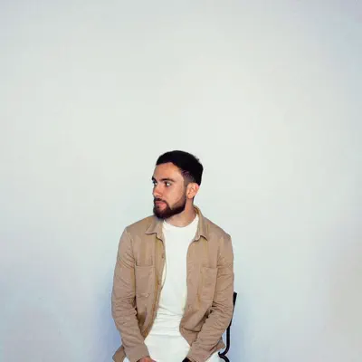 Listen to Paradis, watch music videos, read bio, see tour dates & more!