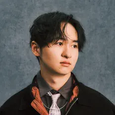 聆聽 SANDEI、觀看音樂影片、閱讀小傳、查看巡演日期等！