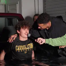 Écoutez Rose2xTimes, regardez des vidéoclips, lisez la biographie, consultez les dates de tournée et plus encore !