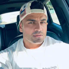 Listen to Dray, watch music videos, read bio, see tour dates & more!