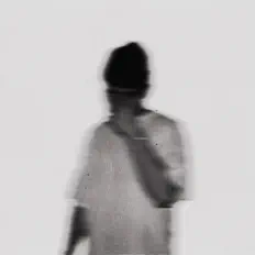 6oを聴いたり、ミュージックビデオを鑑賞したり、経歴やツアー日程などを確認したりしましょう！