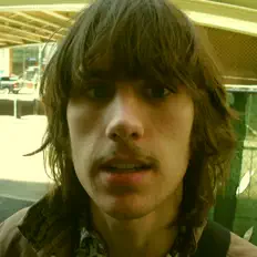 Escucha a .paul, mira vídeos musicales, lee la biografía, consulta fechas de giras y mucho más.