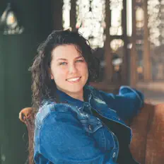 Listen to Brandy Elsey, watch music videos, read bio, see tour dates & more!