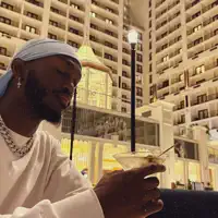 undefined सुनें, म्यूज़िक वीडियो देखें, बायो पढ़ें, दौरे की तारीखें और बहुत कुछ देखें!