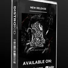 Poslechněte si interpreta Dee TopOpp, sledujte hudební videa, přečtěte si životopis, podívejte se na data turné a další informace.