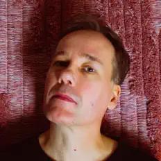 收听 Jaakonaho、观看音乐视频、阅读小传、查看巡演日期等 ！