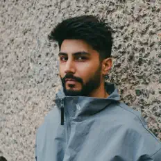 Ακούστε περιεχόμενο από Arjuna Harjai, παρακολουθήστε μουσικά βίντεο, διαβάστε το βιογραφικό, δείτε ημερομηνίες περιοδείας, και πολλά ακόμη!