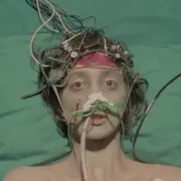 Écoutez undefined, regardez des vidéoclips, lisez la biographie, consultez les dates de tournée et plus encore !