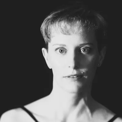 Listen to Elisabeth Niggl, watch music videos, read bio, see tour dates & more!