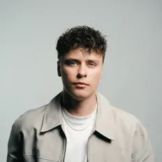 Posłuchaj wykonawcy Ric, obejrzyj teledyski, przeczytaj biografię, zobacz daty tras koncertowych i nie tylko!