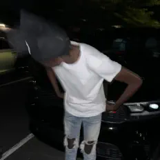 收听 TALLDRACO、观看音乐视频、阅读小传、查看巡演日期等 ！