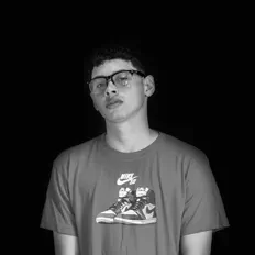 Juan De Oro을(를) 듣고, 뮤직 비디오를 보고, 약력을 읽고, 투어 일정 등을 확인하세요!