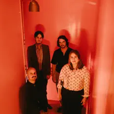 收听 Hilary Geddes Quartet、观看音乐视频、阅读小传、查看巡演日期等 ！