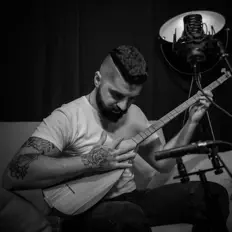 聆聽 Eren Üren、觀看音樂影片、閱讀小傳、查看巡演日期等！