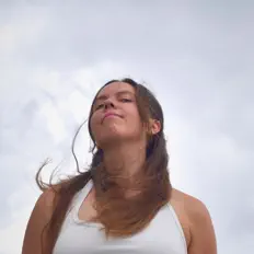 Escucha a Xioma, mira videos musicales, lee su biografía, consulta las fechas de las gira y más.