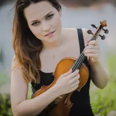 聆聽 Ada Witczyk、觀看音樂影片、閱讀小傳、查看巡演日期等！