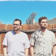 Yoder the Band dinle, müzik videolarını izle, biyografisini oku, tur tarihlerini ve daha fazlasını gör!