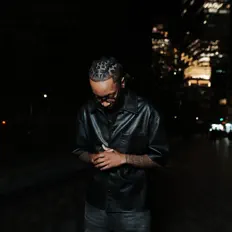 Ascolta Farai Million, guarda video musicali, leggi la biografia, vedi le date del tour & altro!