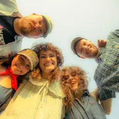 Keep for Cheap을(를) 듣고, 뮤직 비디오를 보고, 약력을 읽고, 투어 일정 등을 확인하세요!