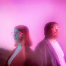 收听 Paraphon、观看音乐视频、阅读小传、查看巡演日期等 ！