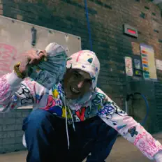 Écoutez Dripped in Paint, regardez des vidéoclips, lisez la biographie, consultez les dates de tournée et plus encore !