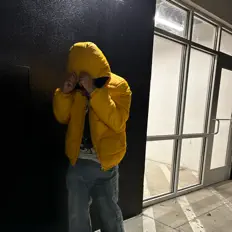 收听 RYXH!、观看音乐视频、阅读小传、查看巡演日期等 ！