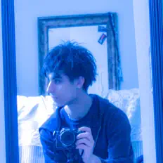 Lovewellwastedを聴いたり、ミュージックビデオを鑑賞したり、経歴やツアー日程などを確認したりしましょう！